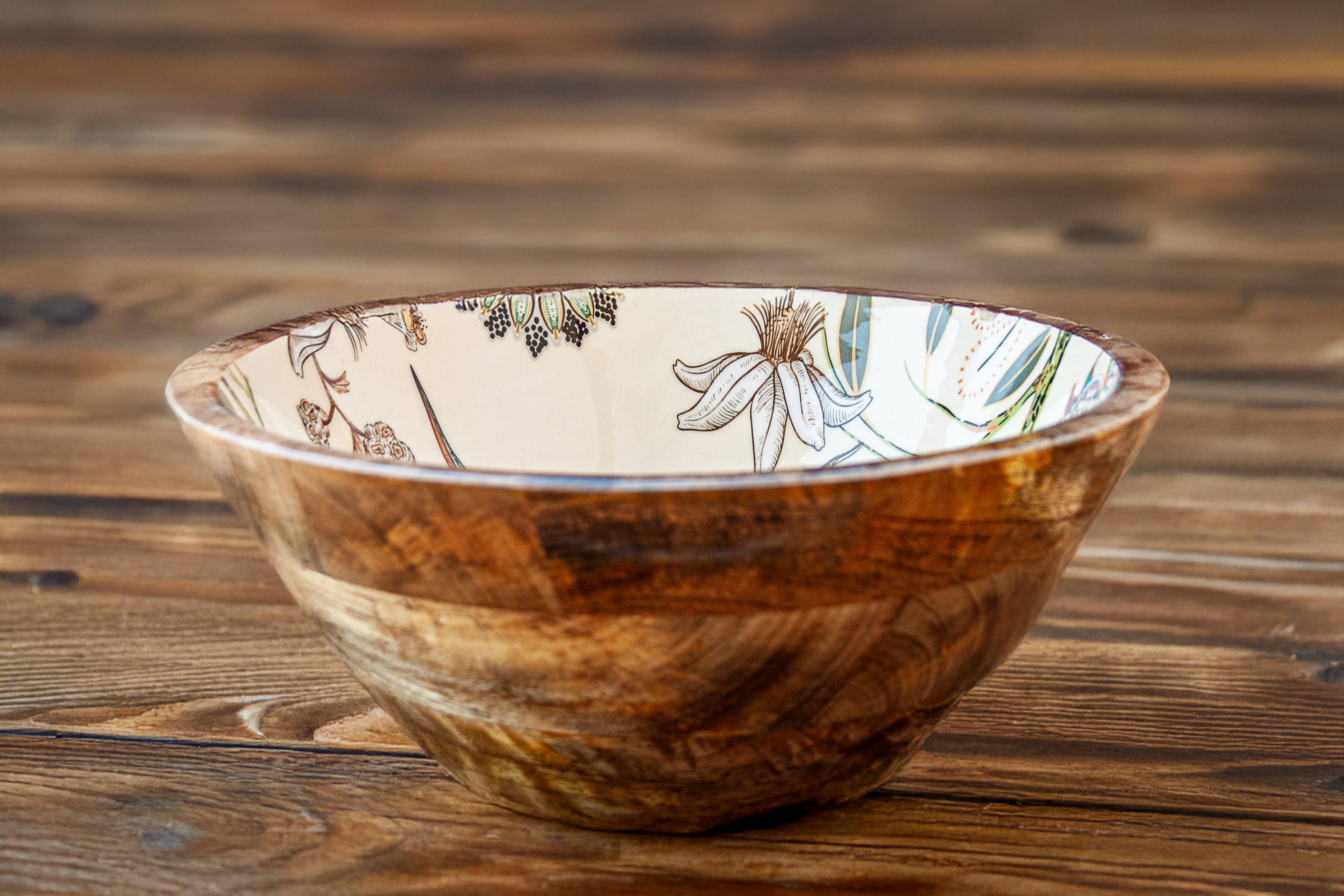 Large Hummingbird Mango Wood Serving Bowl Set