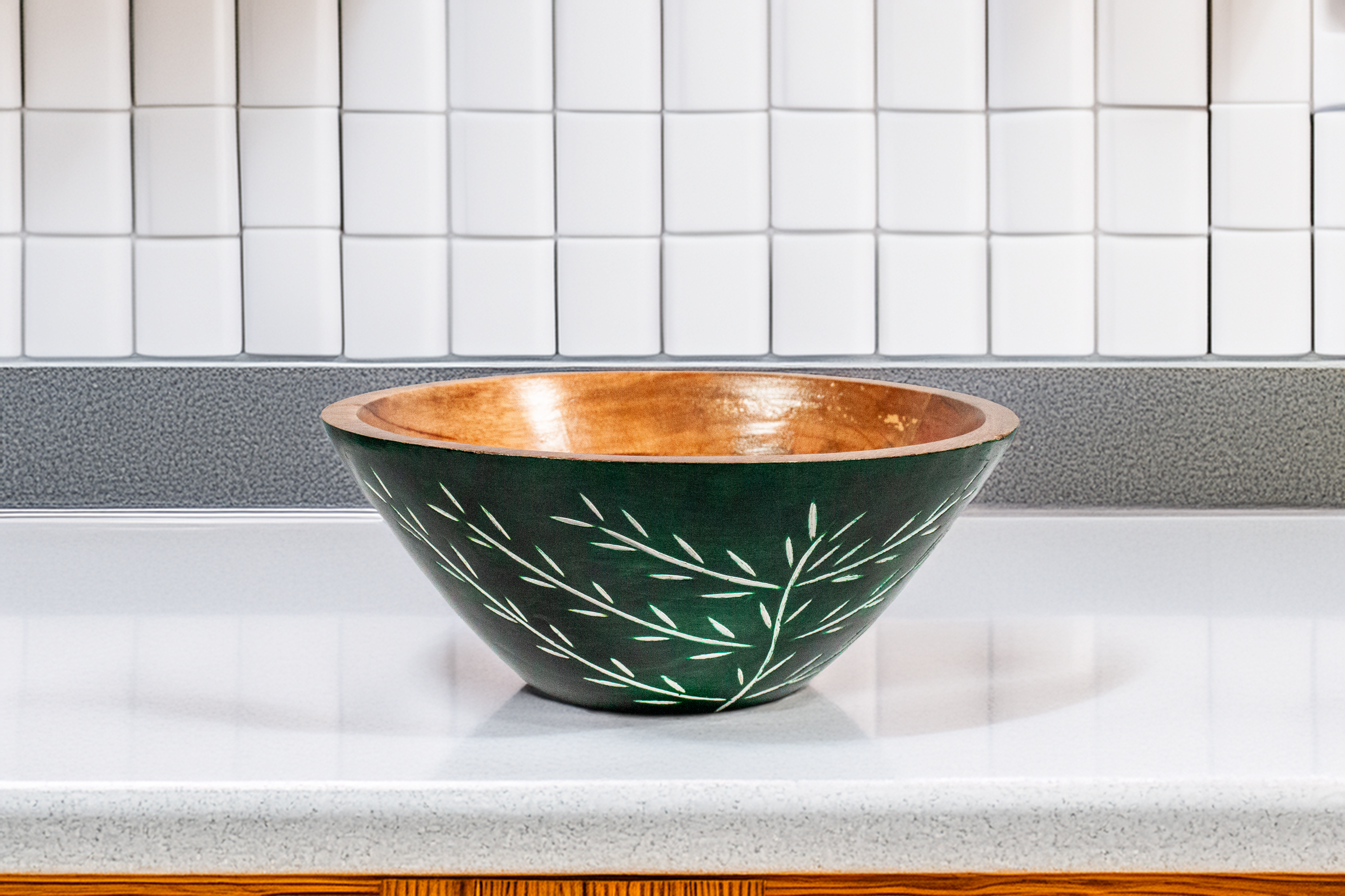 Carved Pattern Mango Wood Bowl - Green