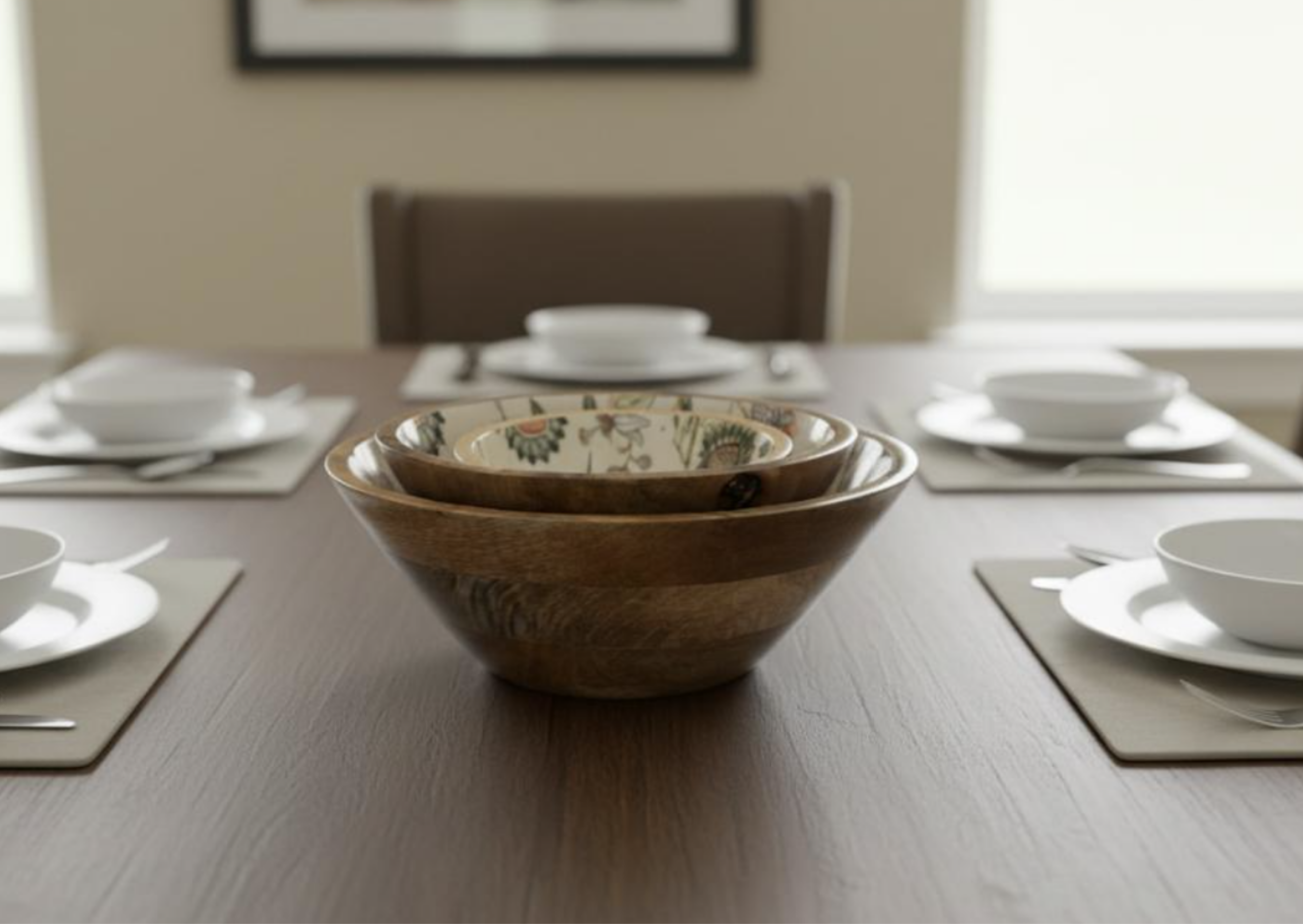 Large Hummingbird Mango Wood Serving Bowl Set