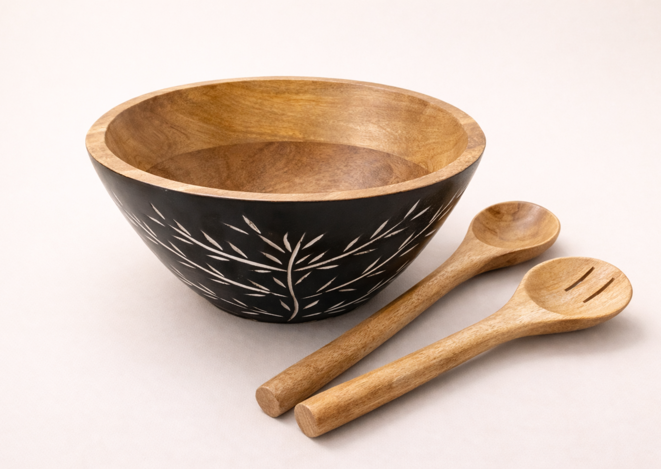 Carved Pattern Mango Wood Bowl - Black